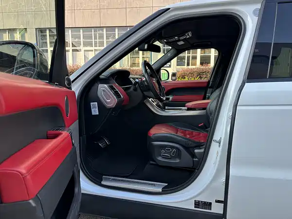 Land Rover Range Rover Sport 2015