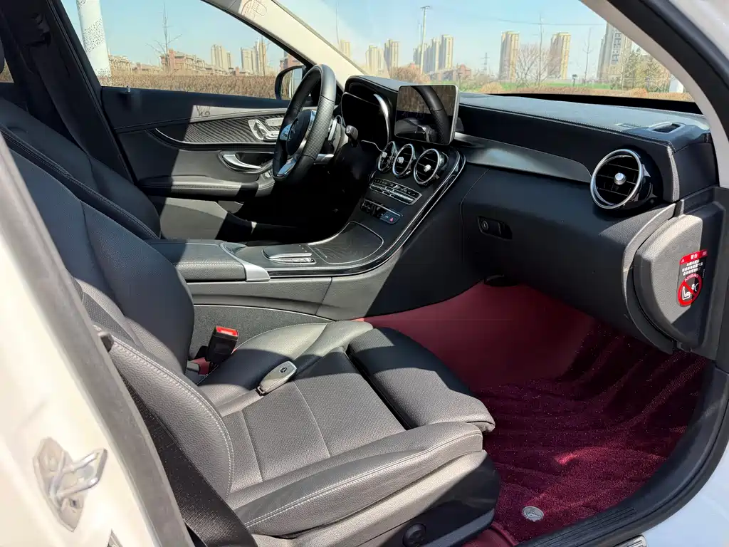 Mercedes-Benz C-Class 2020 — фото 12