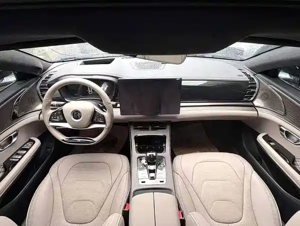 BYD Han 2024