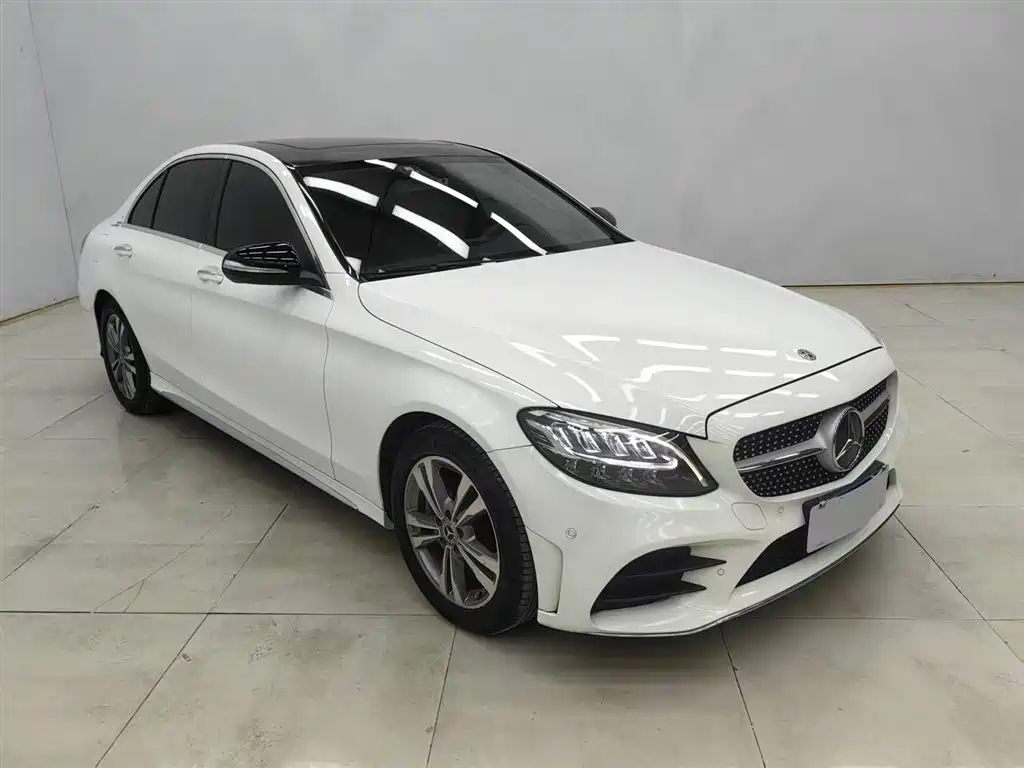 Mercedes-Benz C-Class 2019 — фото 11