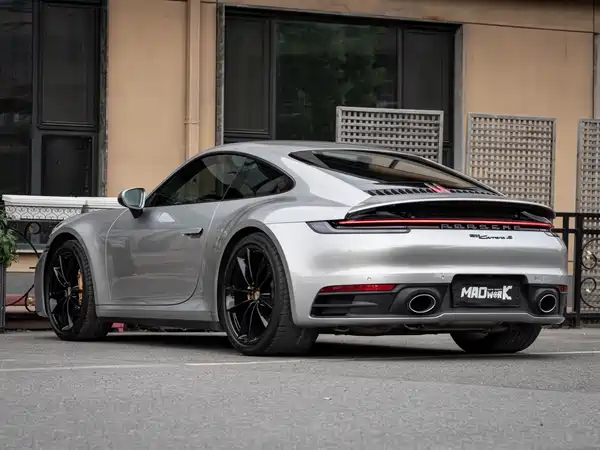 Porsche 911 2022
