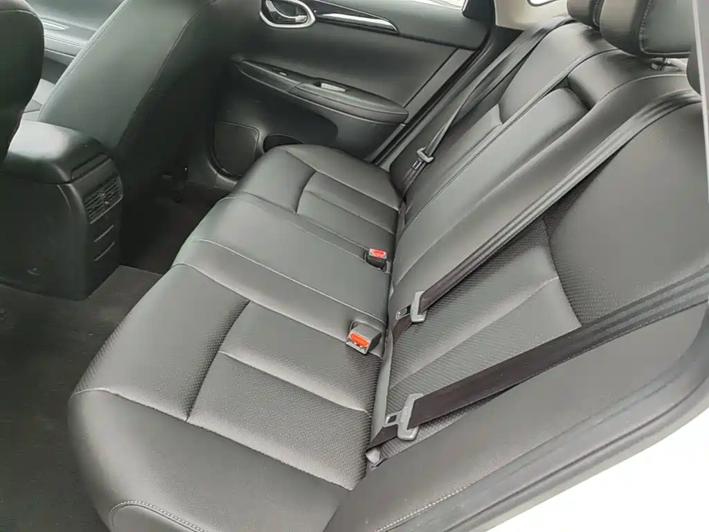 Nissan Sylphy 2021 — фото 17