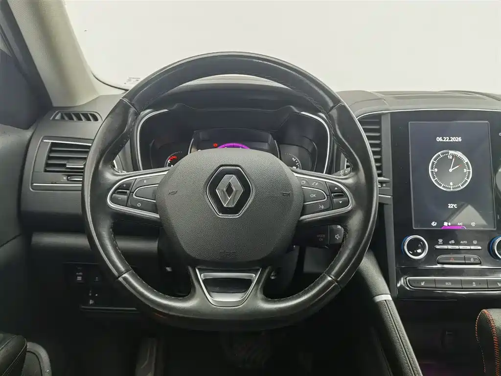 Renault Koleos 2017 — фото 11