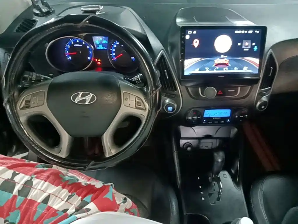 Hyundai ix35 2015 — фото 10