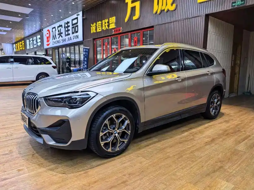 BMW X1 2021
