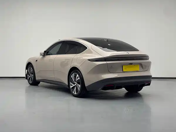 NIO ET5 2024
