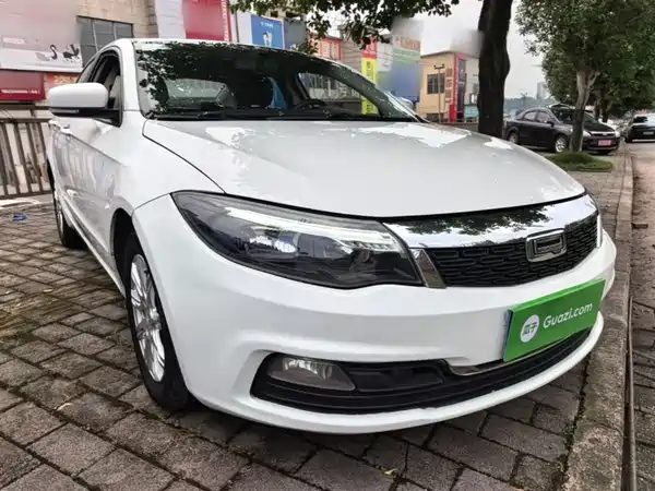 Qoros 3 2018