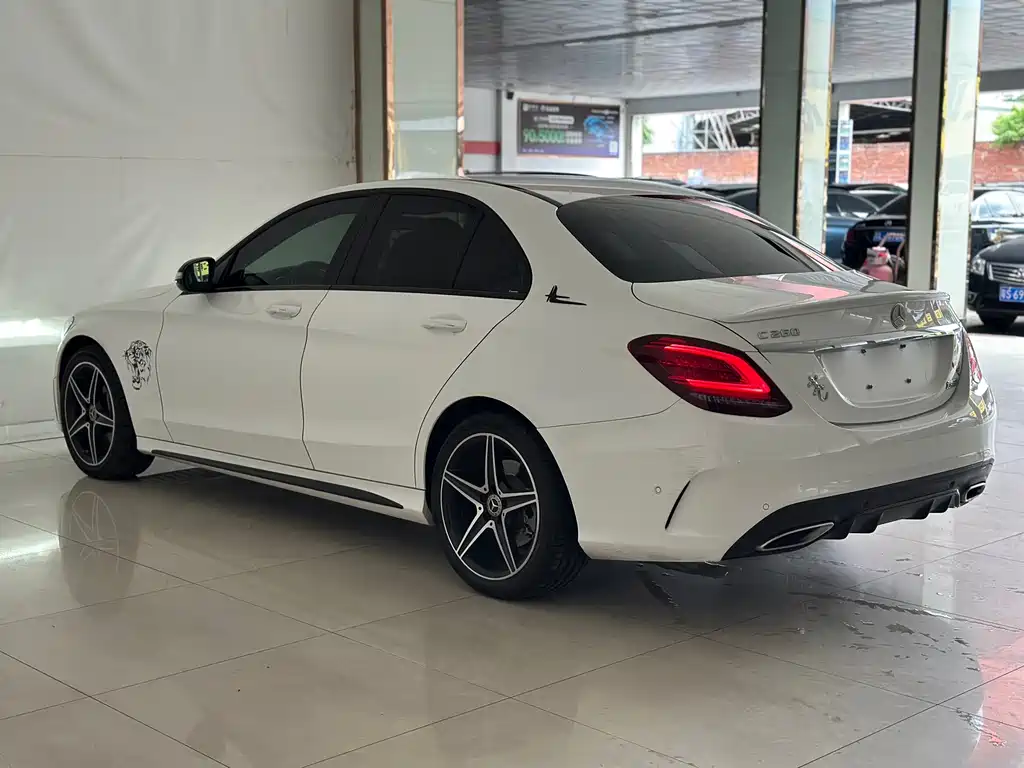 Mercedes-Benz C-Class 2020 — фото 18