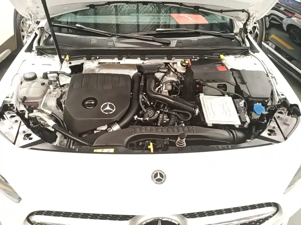 Mercedes-Benz A-Class 2021 — фото 20