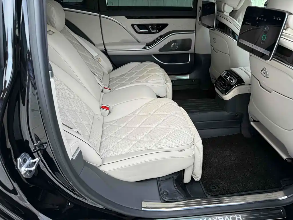 Mercedes-Benz Maybach S-Class 2024 — фото 16