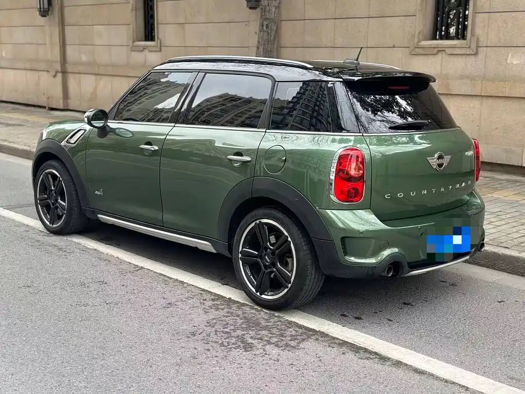 MINI Countryman 2015 — фото 16