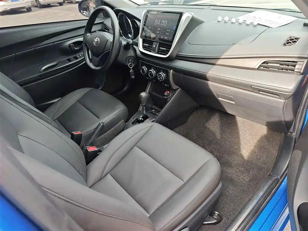 Toyota Yaris L 2019 — фото 13