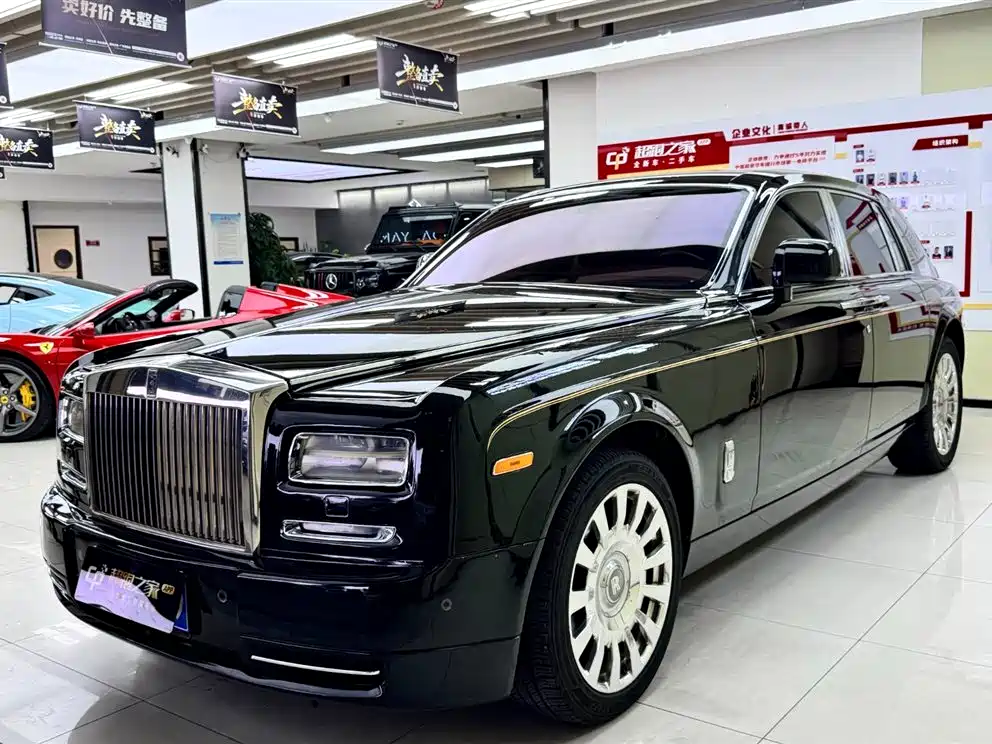 Rolls-Royce Phantom 2011 — фото 1