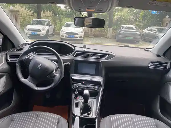 Peugeot 308 2018