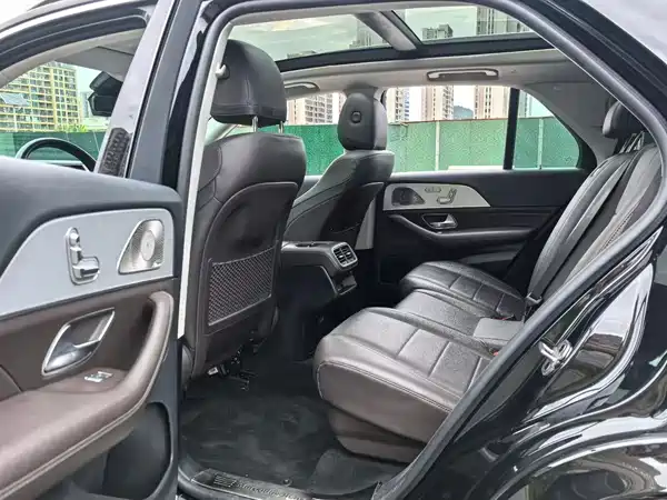 Mercedes-Benz GLE 2021