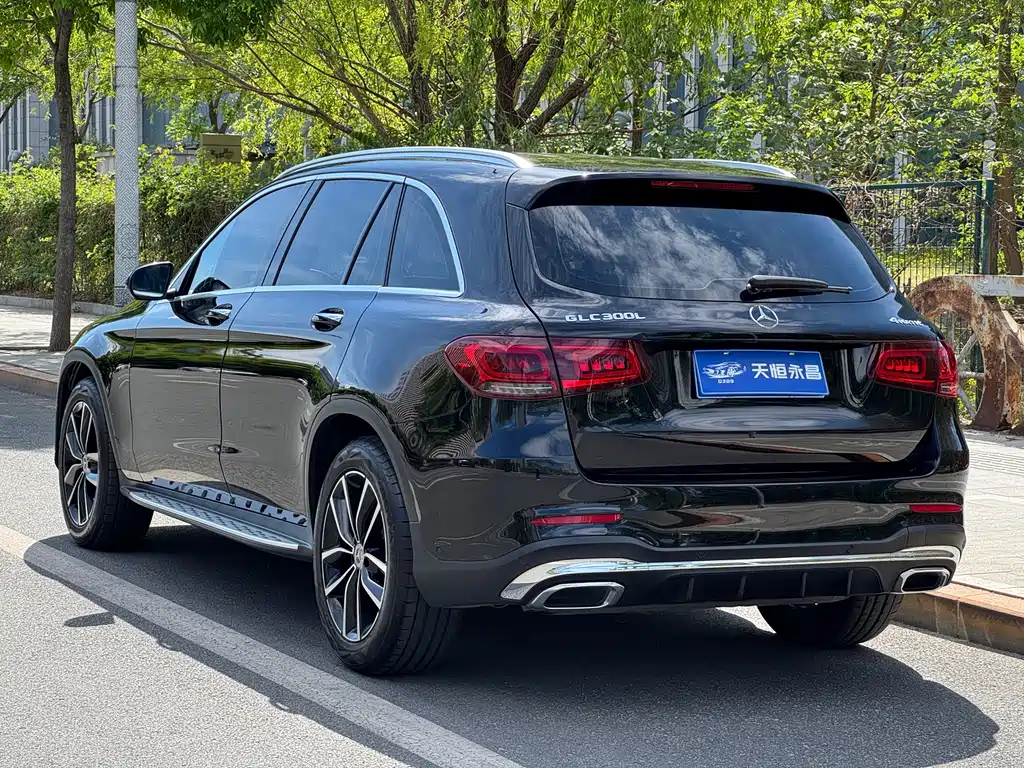 Mercedes-Benz GLC 2022 — фото 28
