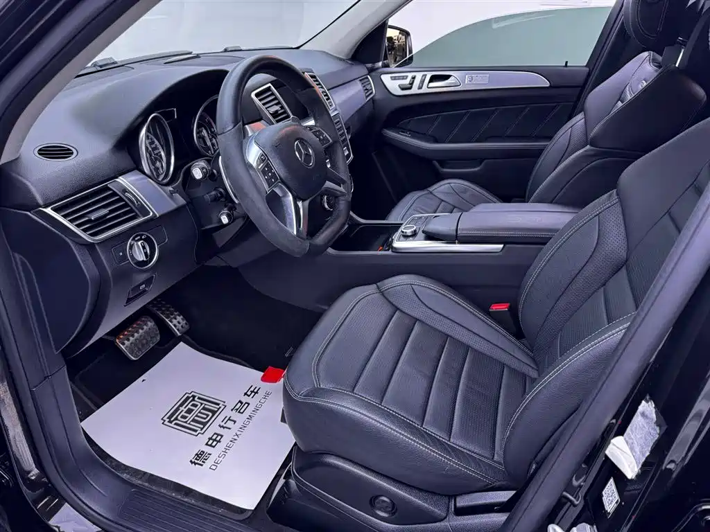 Mercedes-Benz M-Class AMG 2016 — фото 17