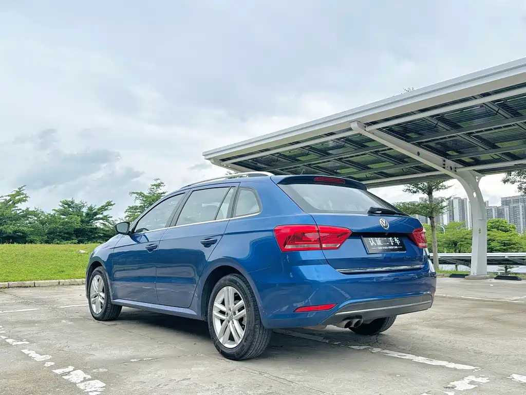 Volkswagen Gran Lavida 2015