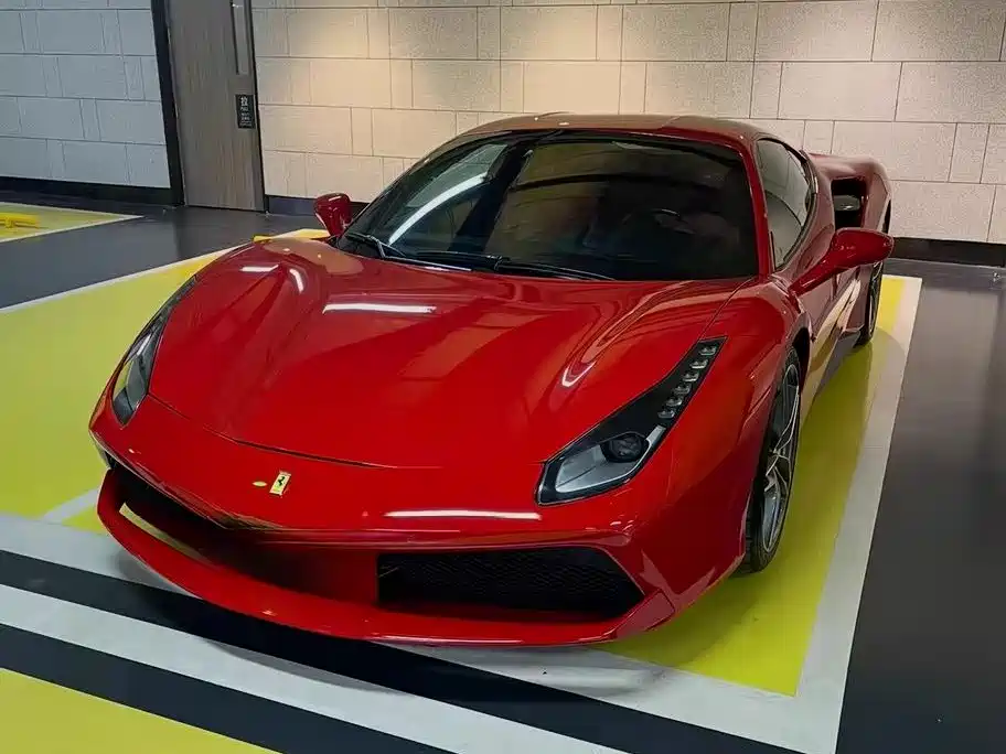 Ferrari 488 2017 — фото 2