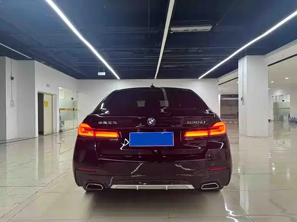 BMW 5 Series 2022