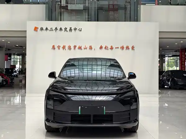 Li Auto L6 2024
