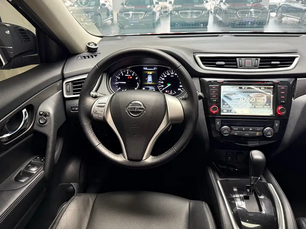 Nissan X-Trail 2015 — фото 13