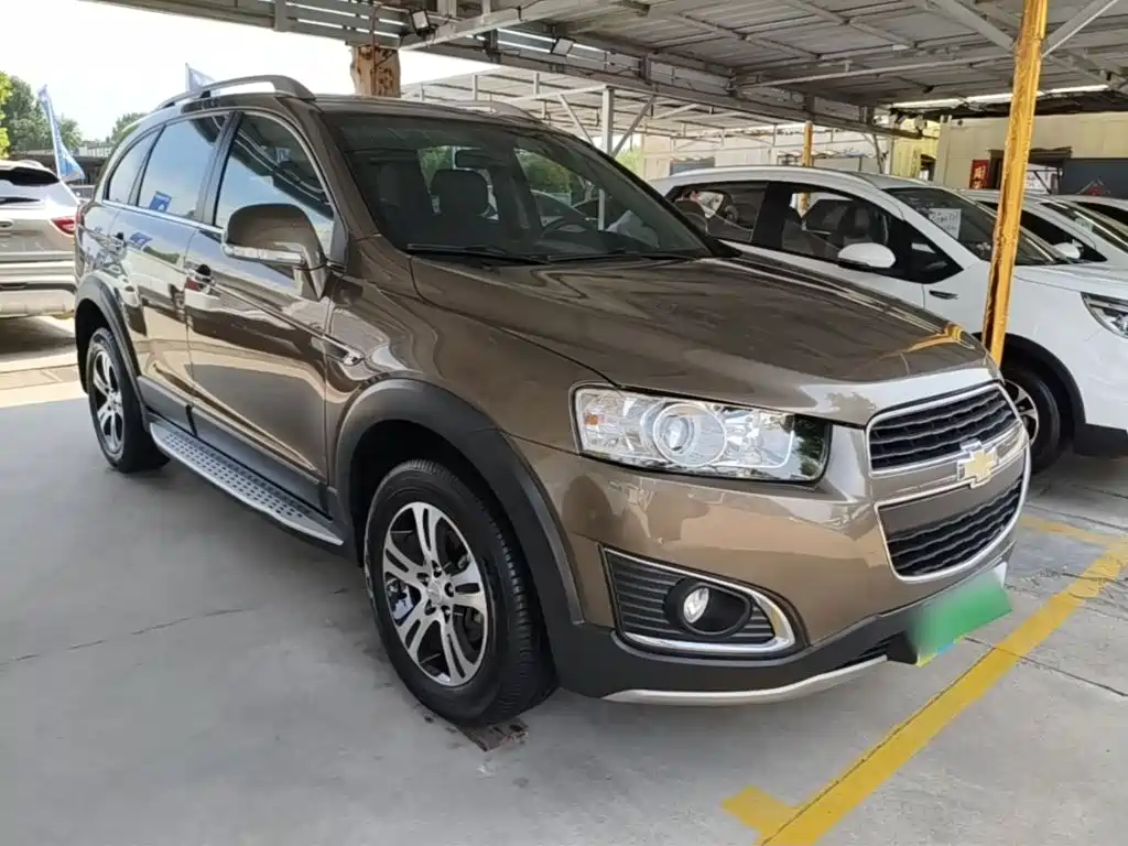 Chevrolet Captiva 2017 — фото 4