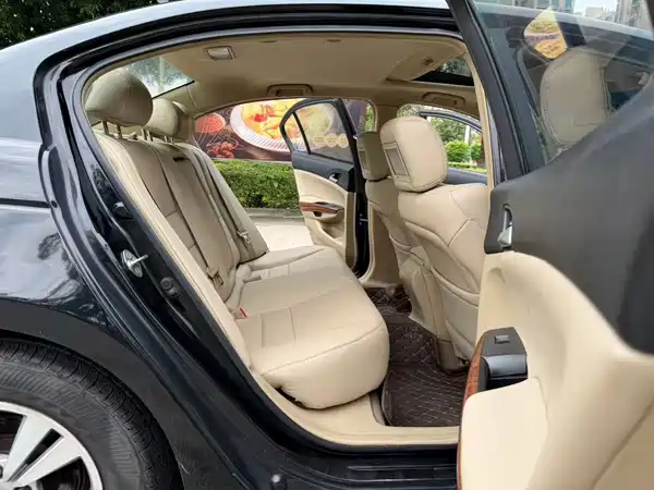 Honda Accord 2011
