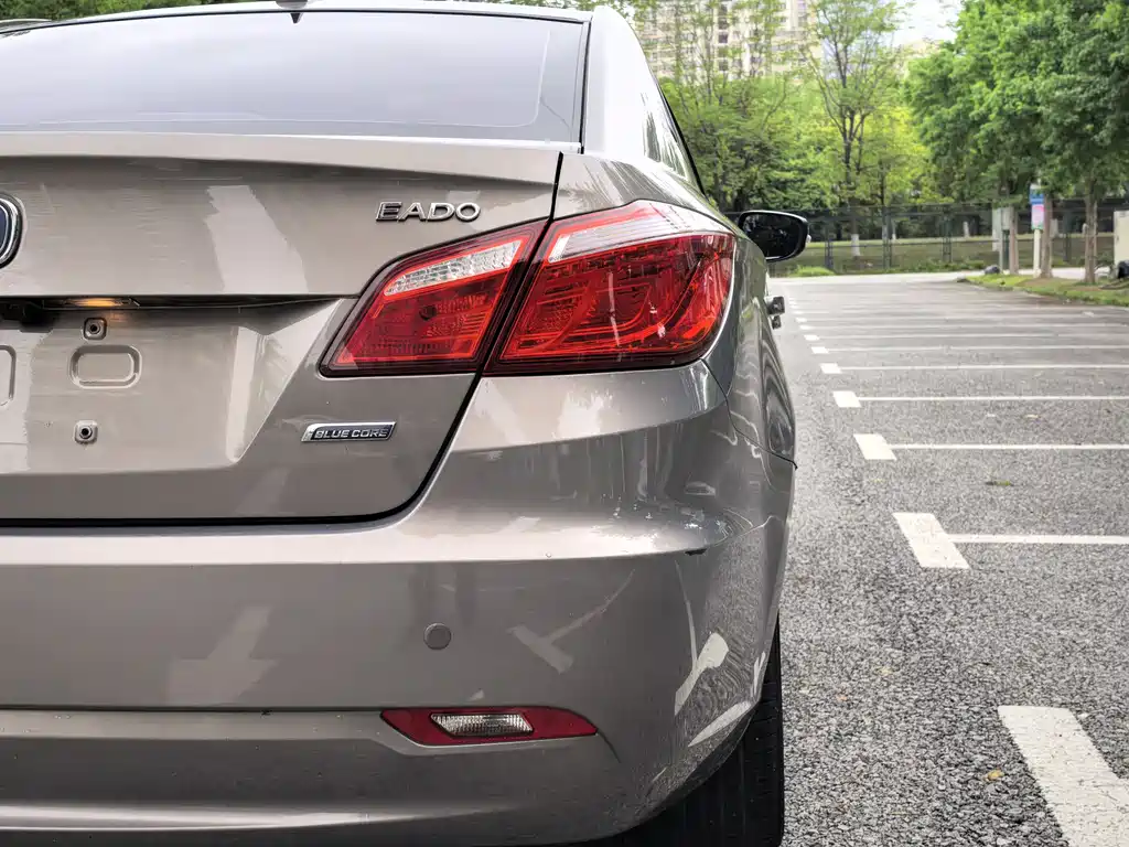 Changan Eado 2015 — фото 25