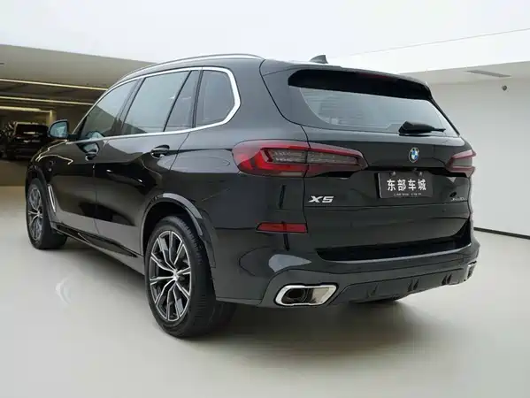 BMW X5 2023