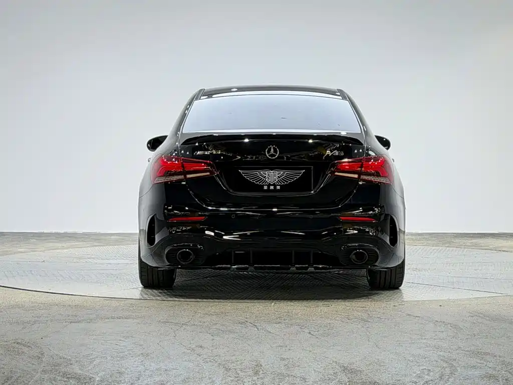 Mercedes-Benz A-Class AMG 2023 — фото 4