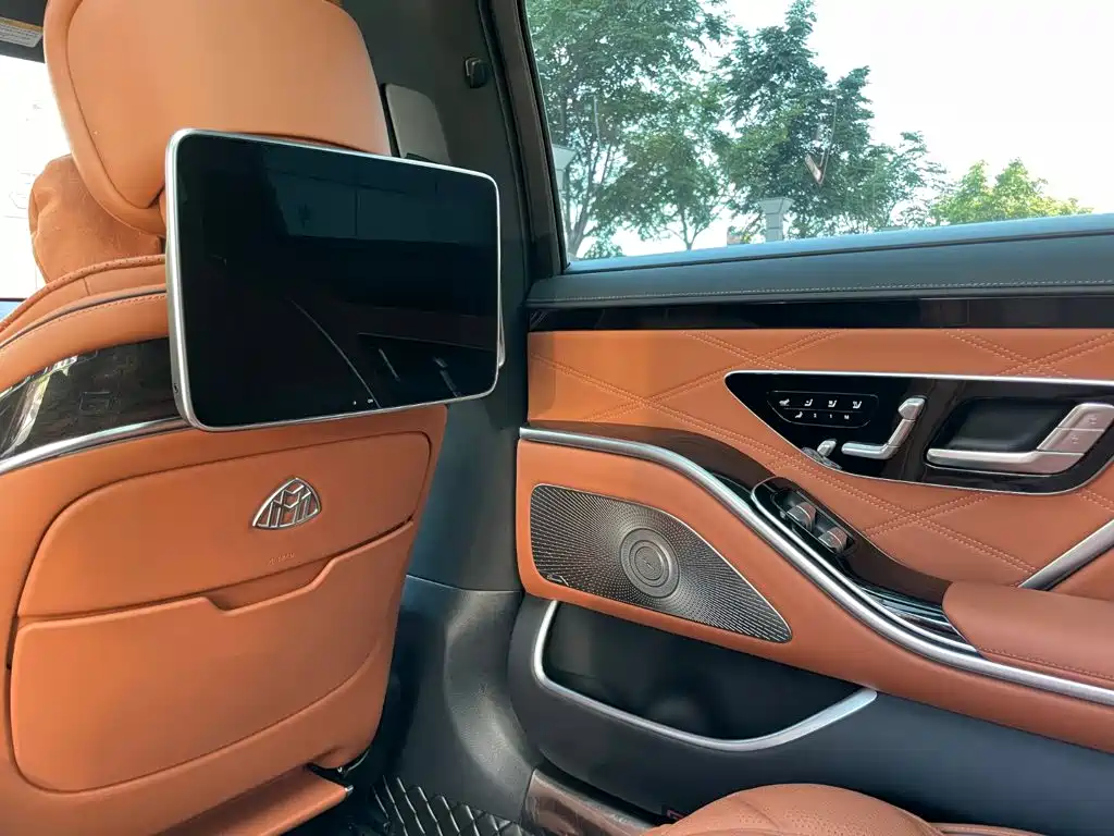 Mercedes-Benz Maybach S-Class 2024 — фото 15