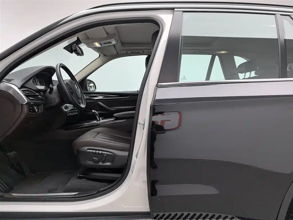 BMW X5 2016 — фото 10