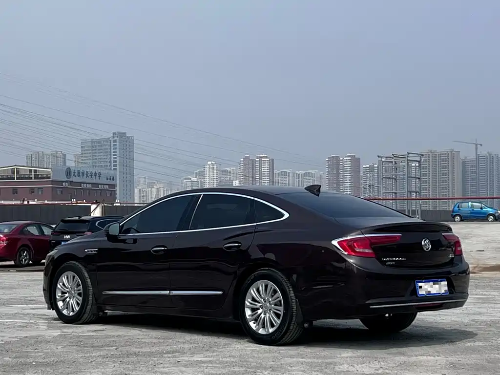 Buick LaCrosse 2017 — фото 6