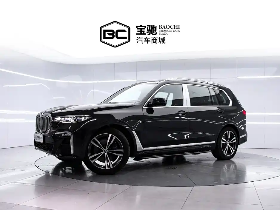 BMW X7 2022 — фото 1
