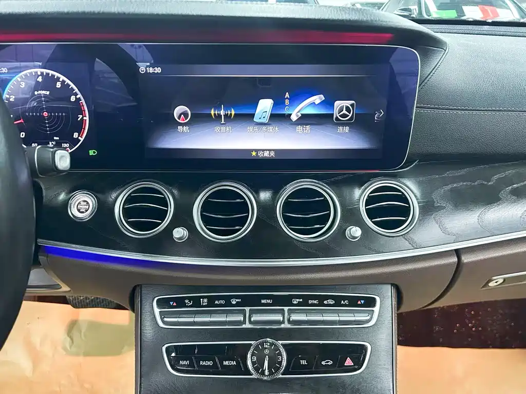 Mercedes-Benz E-Class 2018 — фото 18