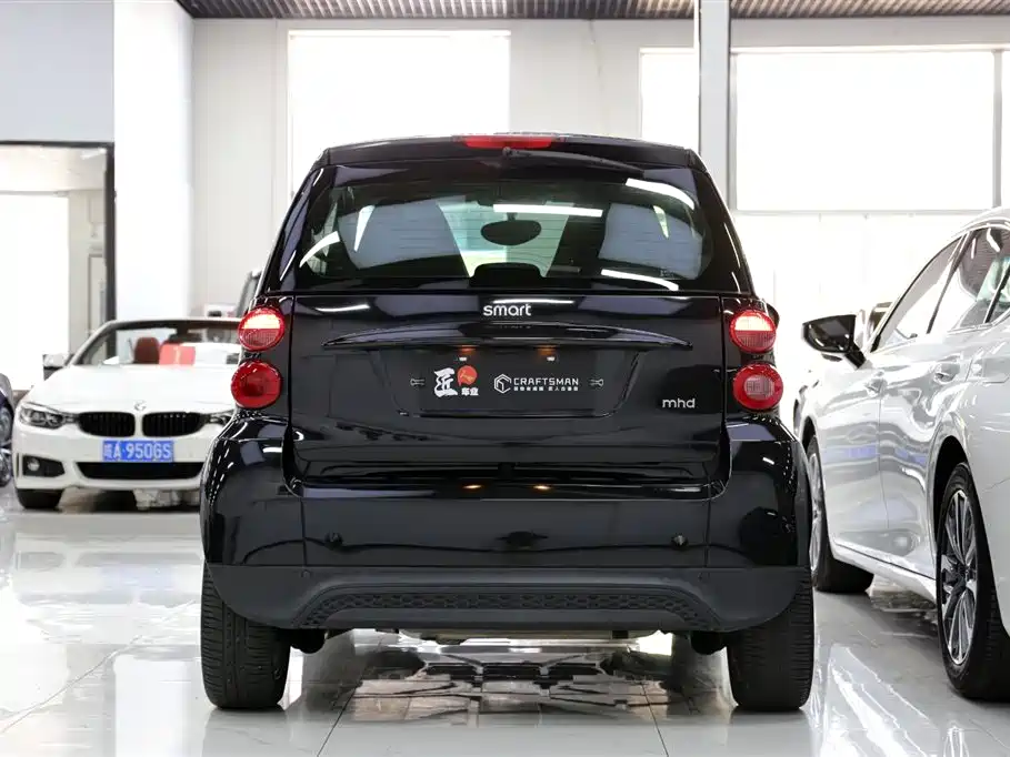 smart Fortwo 2012 — фото 18