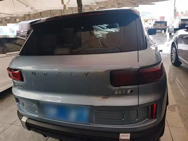 Geely ICON 2023