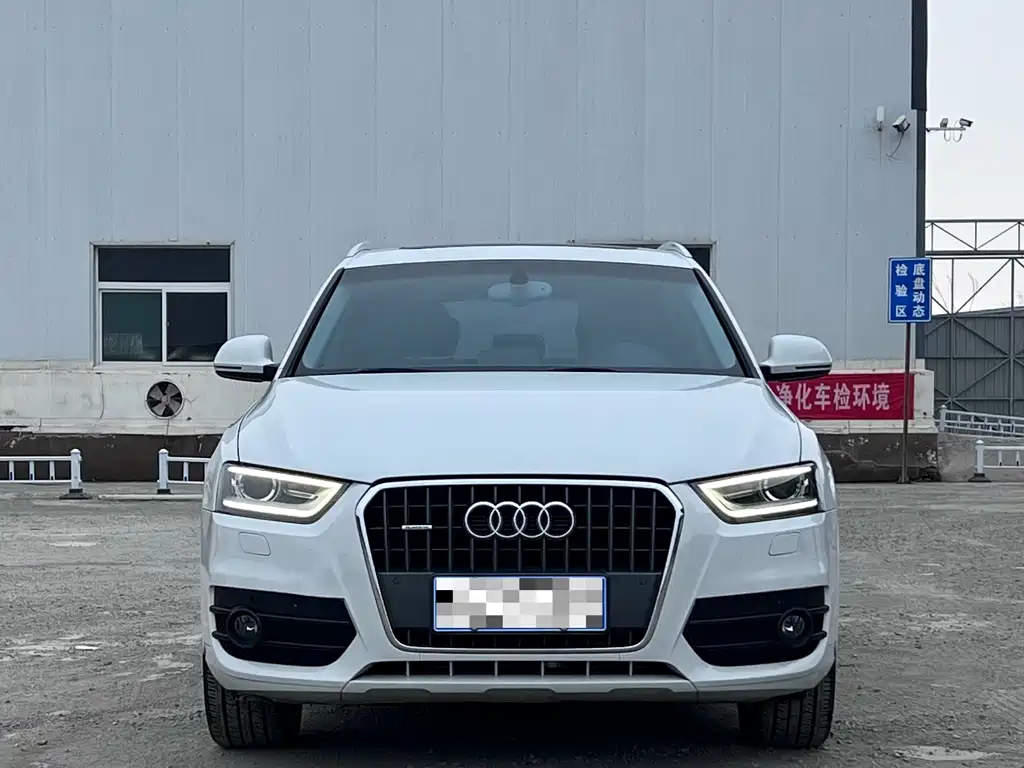 Audi Q3 2015 — фото 2