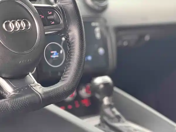 Audi TT 2011
