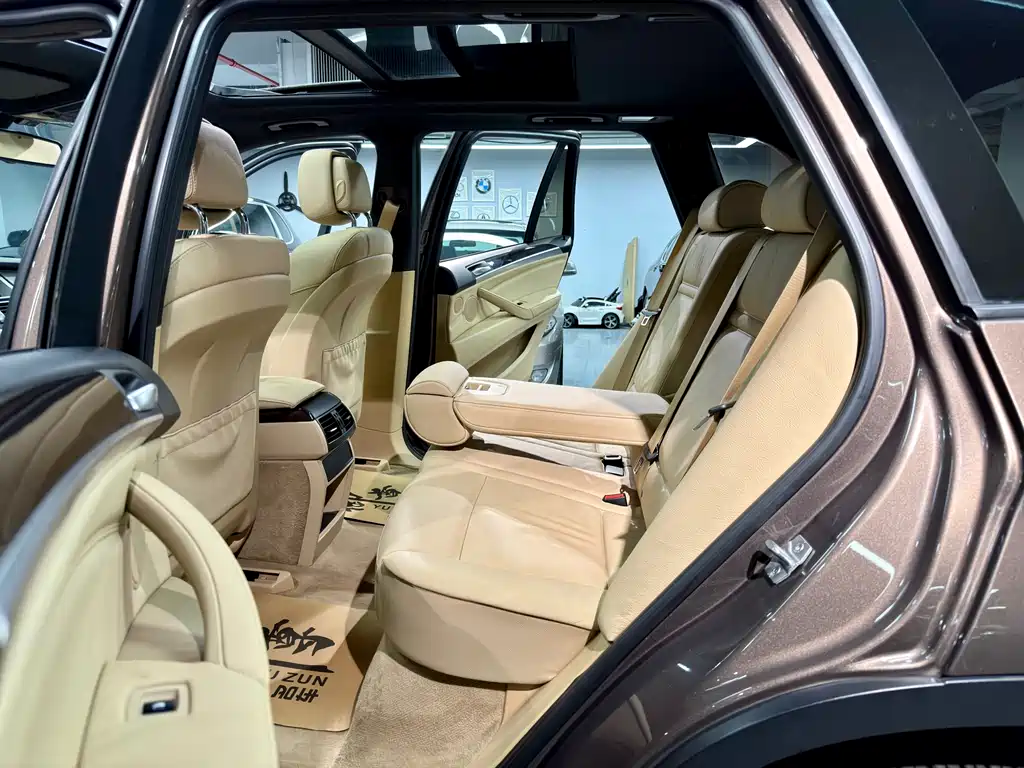 BMW X5 2014 — фото 16