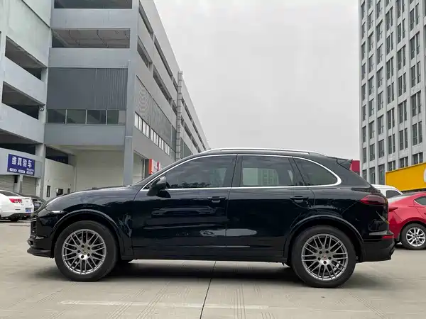 Porsche Cayenne 2013