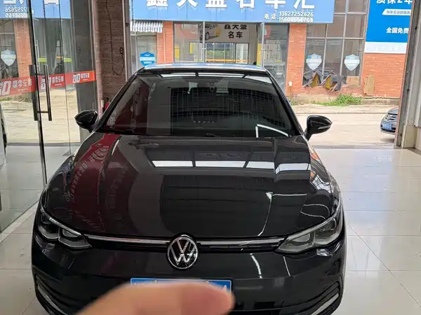 Volkswagen Golf 2023