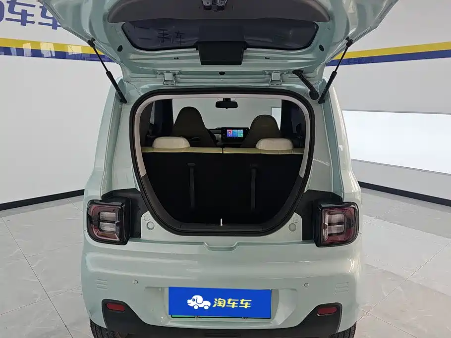 Geely Galaxy Panda 2023