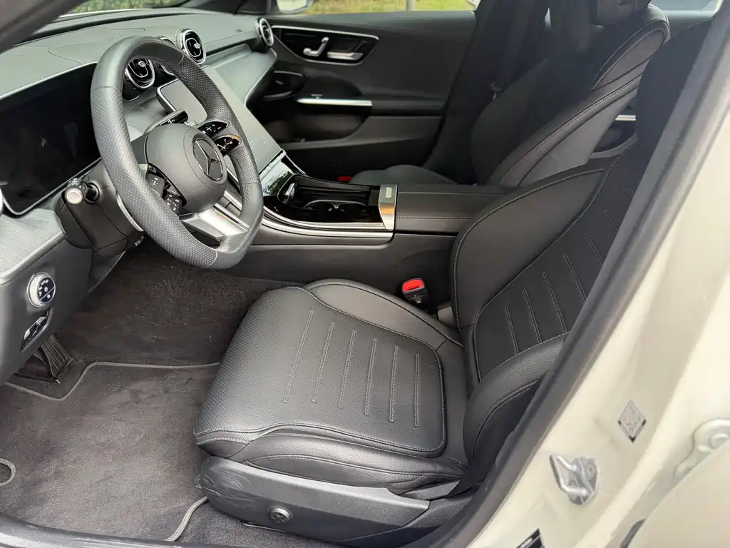 Mercedes-Benz C-Class 2023