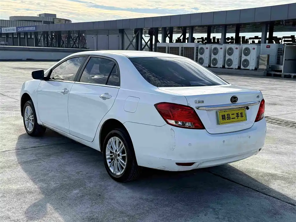 BYD e5 2019