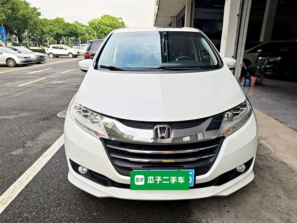 Honda Odyssey 2016 — фото 3