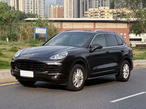 Porsche Cayenne 2016