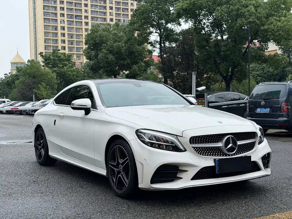 Mercedes-Benz C-Class 2019