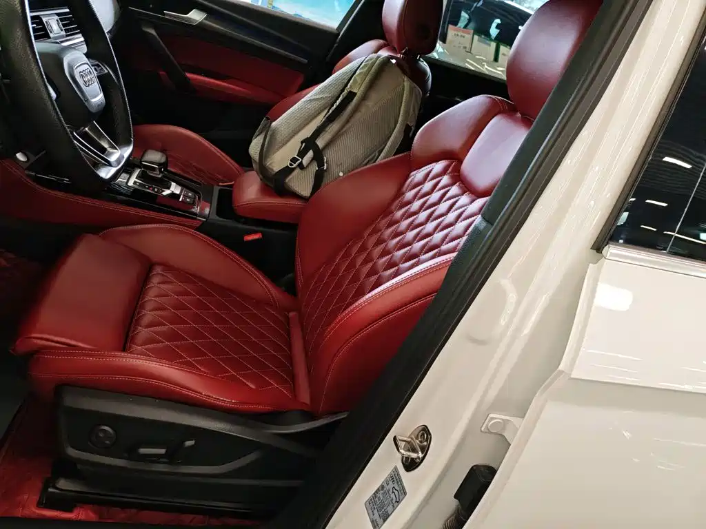 Audi Q5L Sportback 2022 — фото 12